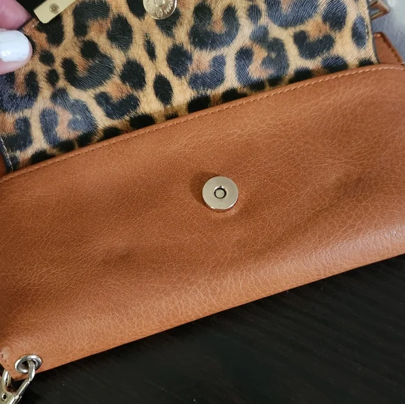 Cheetah Wallet - Picture 7 of 9